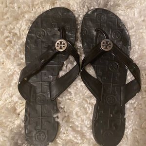 Authentic Tory Burch size 8 thong sandal